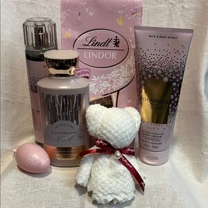 Bath & Body Works Champagne Toast Bath & Relax Bundle
